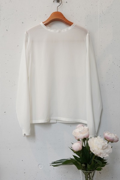 humoresque humo crewneck blouse silk